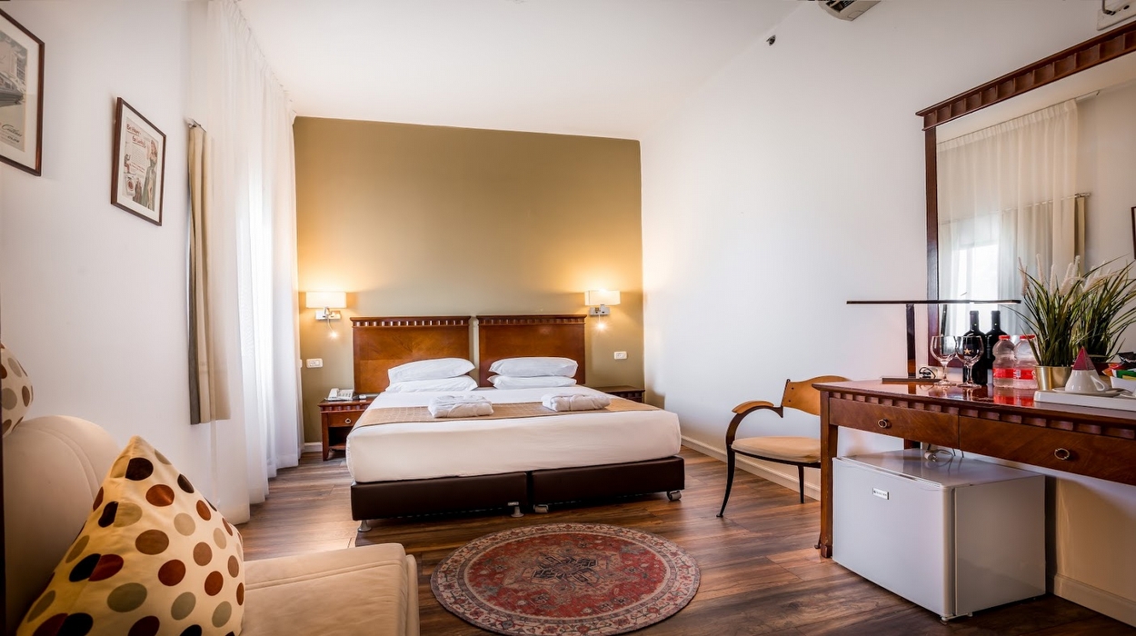 מלון סאטורי – חיפה